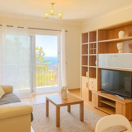 Titou Sea View Машику