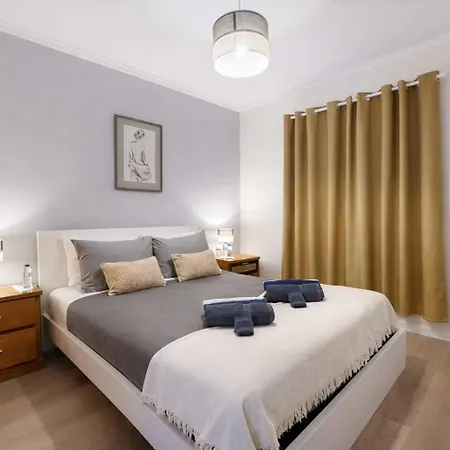 Titou Sea View Машику